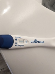 Is this looking like my bfp?🙏