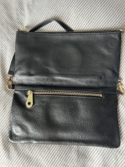 Don’t think it is genuine…?