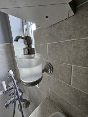 Removing wall mounted bathroom accessories