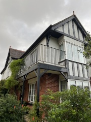 To think white front doors are common?