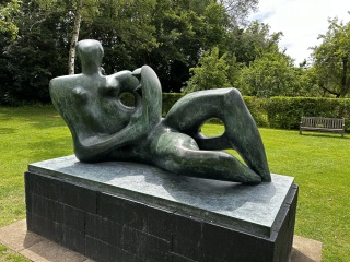 Come and tell me your dull and unexciting news 30: Calmly through the day