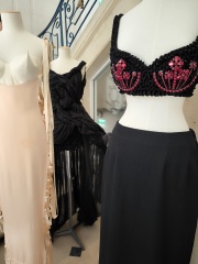 Les Parisiennes des Mamanset: On the Advent of Newness