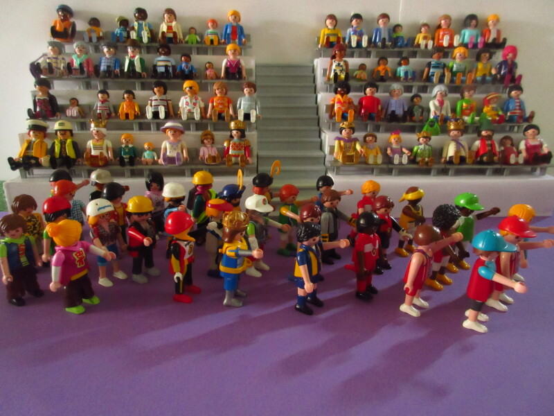 It's time for the Olympic Games for the Playmobil people in our house...