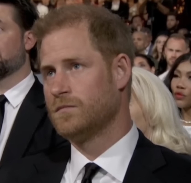 Mother of Pat Tillman has criticised the decision to give Prince Harry the memorial award at ESPY