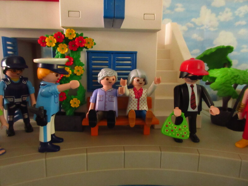 It's time for the Olympic Games for the Playmobil people in our house...