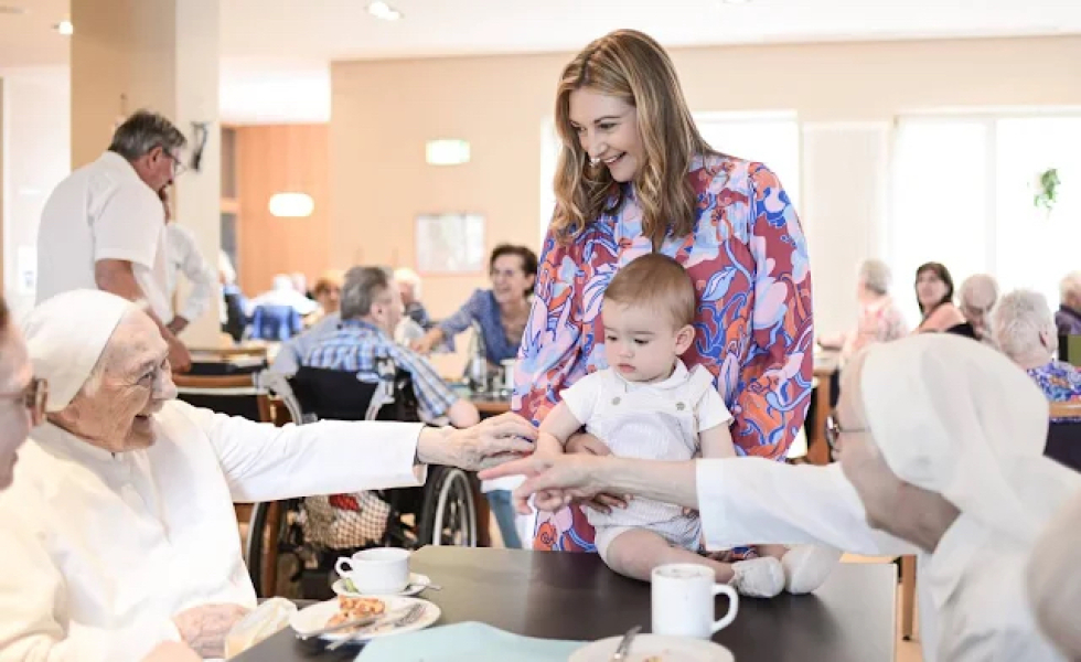 Royal Style and Beauty - Trooping on, through summer and beyond!