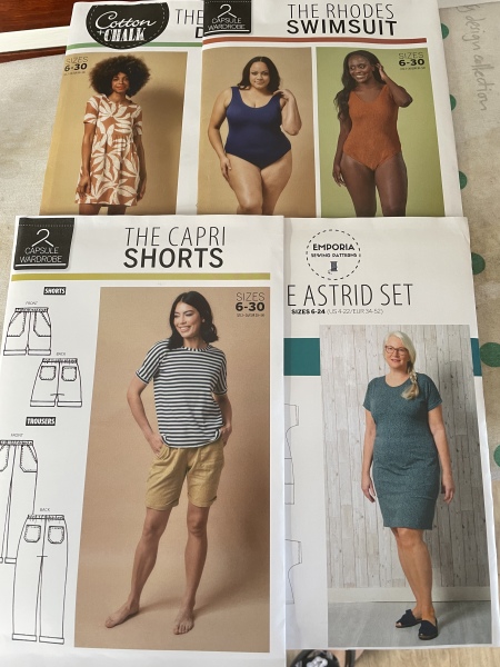 Stitch and bitch thread #9. I have pressing concerns