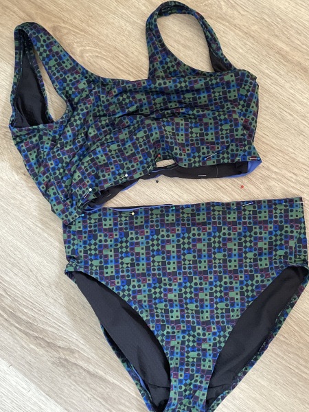 Stitch and bitch thread #9. I have pressing concerns