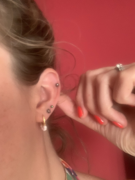 Helix piercing