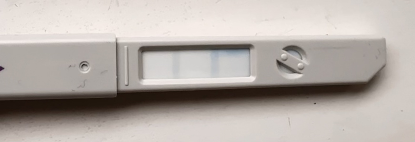 Clear blue OPK flashing smiley and dark lines help