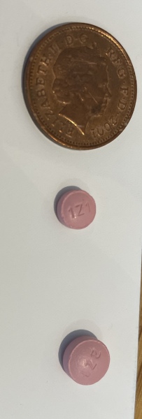 Help - can anyone identify this pill