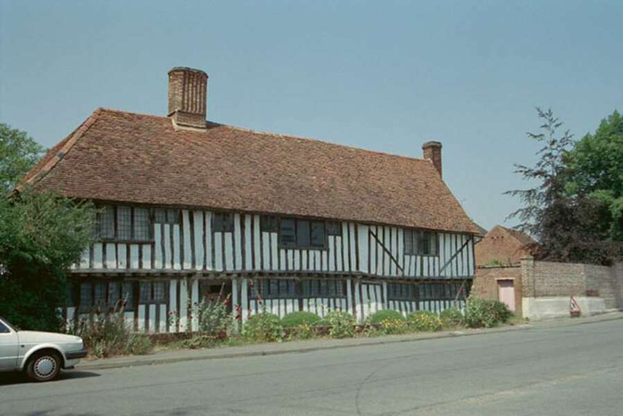 Strange house - ransacked and graves!