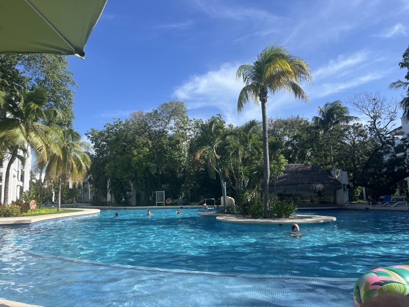 Urgent help Cancun Mexico with TUI Beryl Hurricane