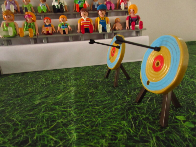 It's time for the Olympic Games for the Playmobil people in our house...