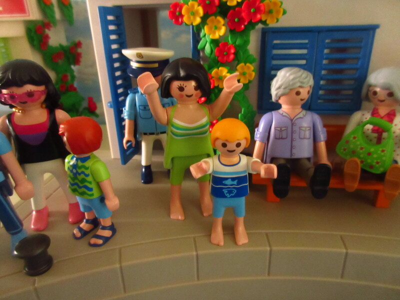 It's time for the Olympic Games for the Playmobil people in our house...