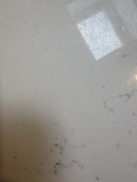 Which kitchen worktop resistant to curry stains?