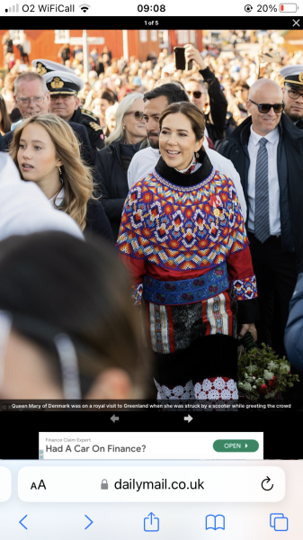 Royal Style: Diamonds are a Queen's best friend..