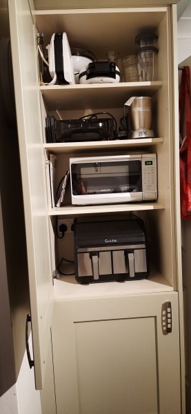 Appliance garage- built in microwave?