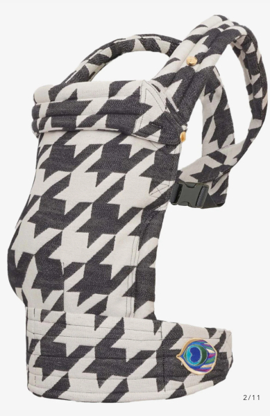 Artipoppe baby carrier