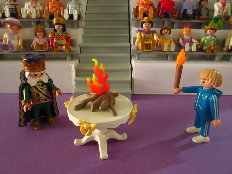 It's time for the Olympic Games for the Playmobil people in our house...