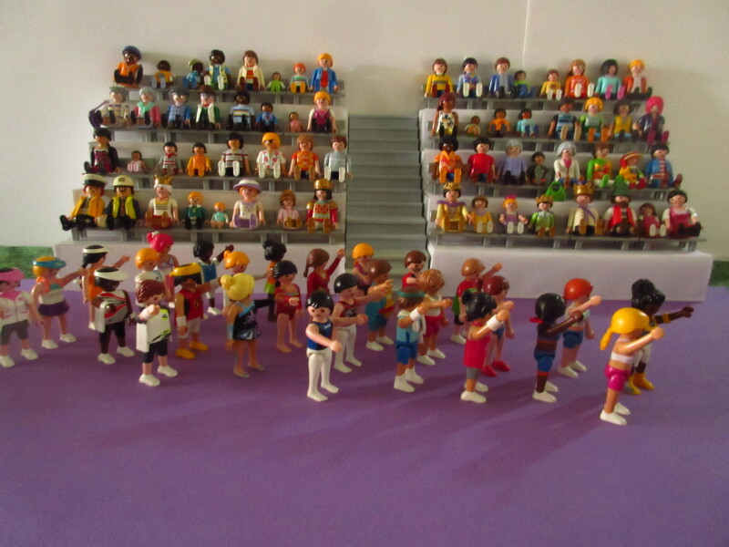 It's time for the Olympic Games for the Playmobil people in our house...