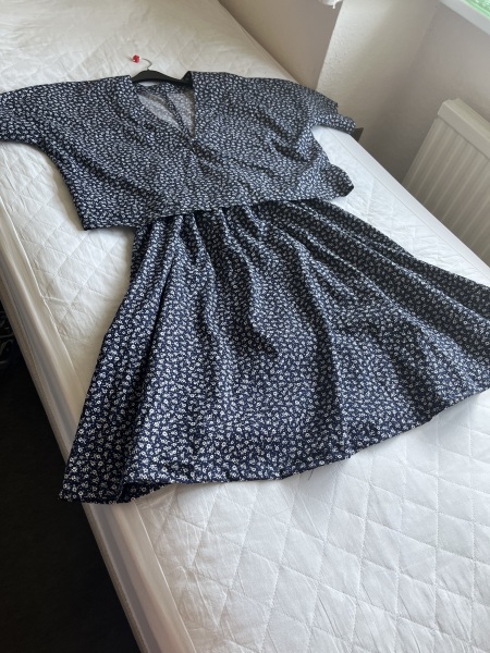 Stitch and bitch thread #9. I have pressing concerns