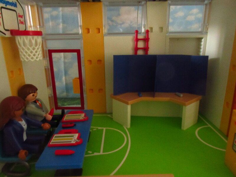 It's general election day for the Playmobil people in our house.