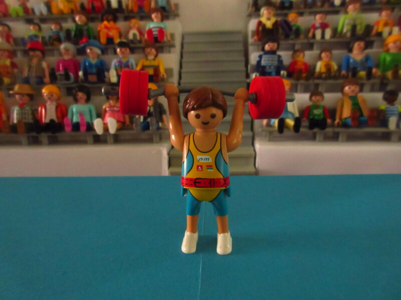 It's time for the Olympic Games for the Playmobil people in our house...