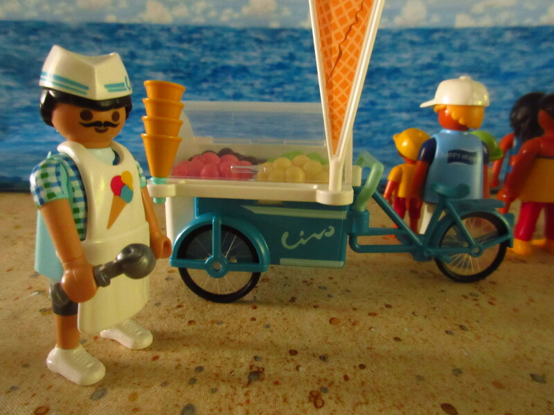 It's time for the Olympic Games for the Playmobil people in our house...