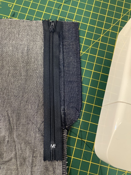 Stitch and bitch thread #9. I have pressing concerns