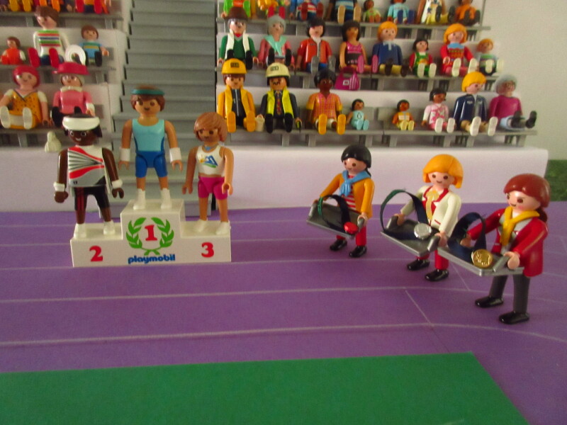 It's time for the Olympic Games for the Playmobil people in our house...