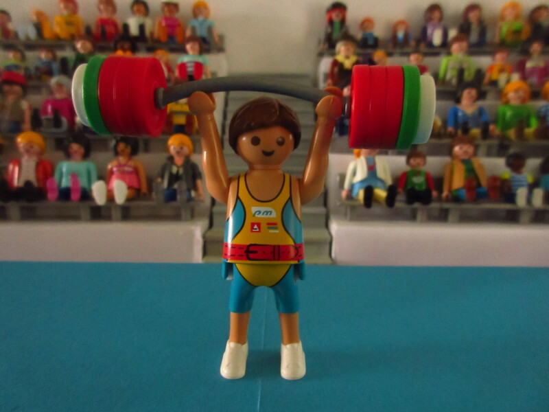 It's time for the Olympic Games for the Playmobil people in our house...