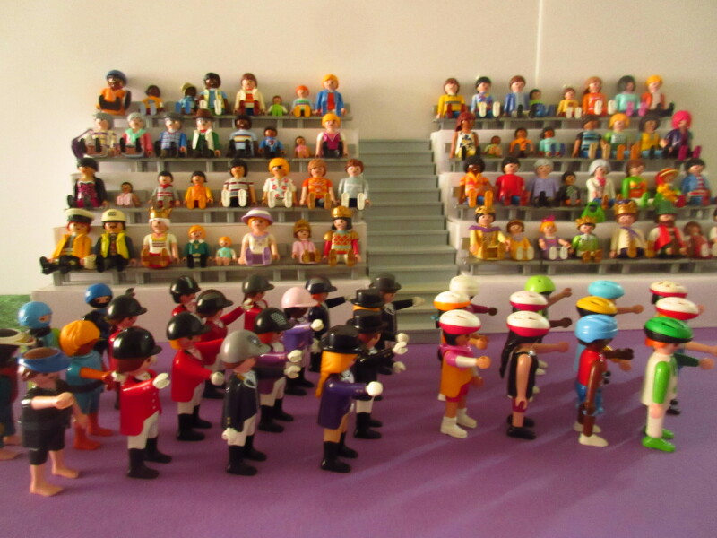 It's time for the Olympic Games for the Playmobil people in our house...