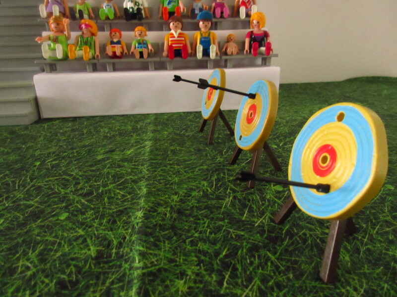 It's time for the Olympic Games for the Playmobil people in our house...
