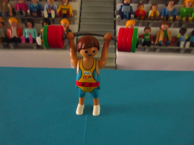It's time for the Olympic Games for the Playmobil people in our house...