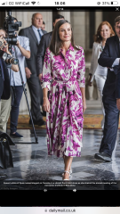 Royal Style: Diamonds are a Queen's best friend..