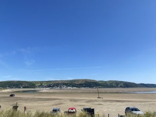 Come and tell me your dull and unexciting news 30: Calmly through the day