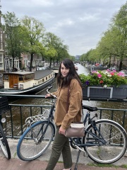 Does anyone really look younger than their age?