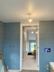 Shower niche - floor to ceiling glass?