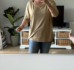 Weight gain and don't know how to dress pics.