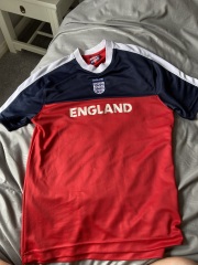 Please help me find this top - replacement needed!