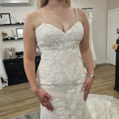 Have I chosen the wrong wedding dress?!