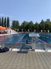 Poolside chat - new year, new racing!