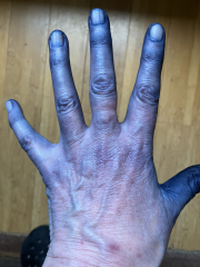 Les Parisiennes des Mamanset: On the Advent of Newness