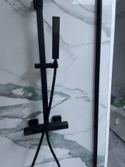 Black walk in shower enclosure - good idea or bad ! Help please wise mumsnetters