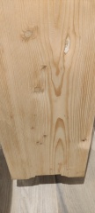 Is this pine wood?