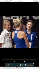 Royal Style: Diamonds are a Queen's best friend..