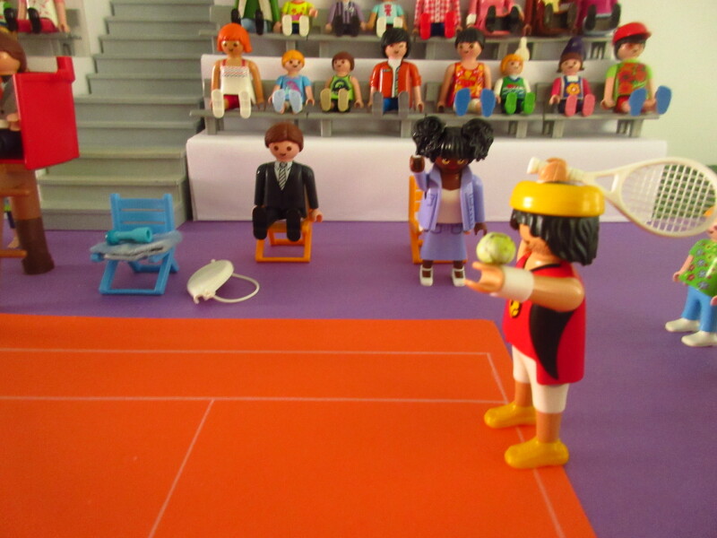 It's time for the Olympic Games for the Playmobil people in our house...