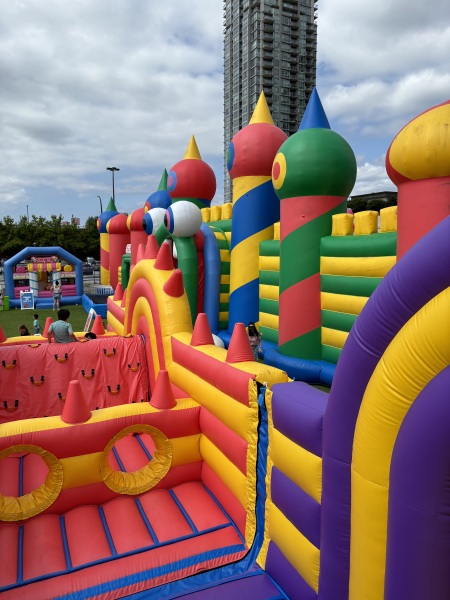 Come and tell me your dull and unexciting news 30: Calmly through the day