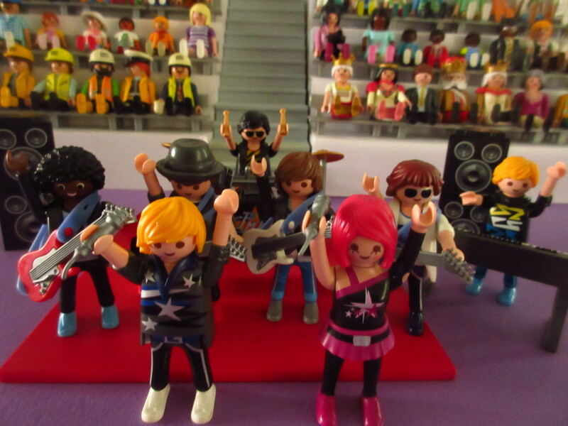 It's time for the Olympic Games for the Playmobil people in our house PART TWO